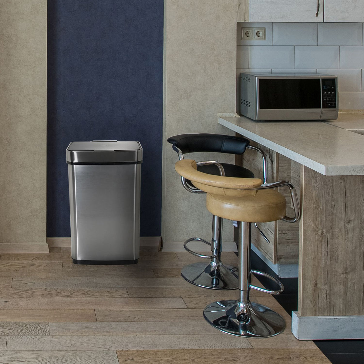 Šiukšliadėžė CLEAN 60 L su jutikliu