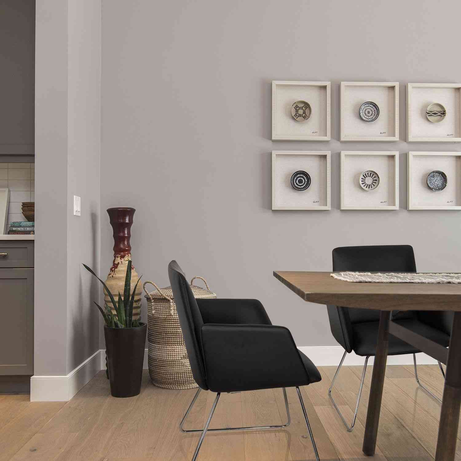 Atpūtas krēsls DESIGNIA