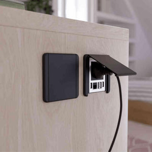 Iebūvējama Rozete ar atveramu aizsargvāku, 1x SCHUKO, 2xUSB A, 1x HDMI