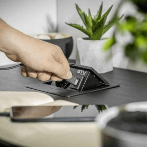 Iebūvējams Rozešu bloks AVARO, 1x SCHUKO, 2x USB A