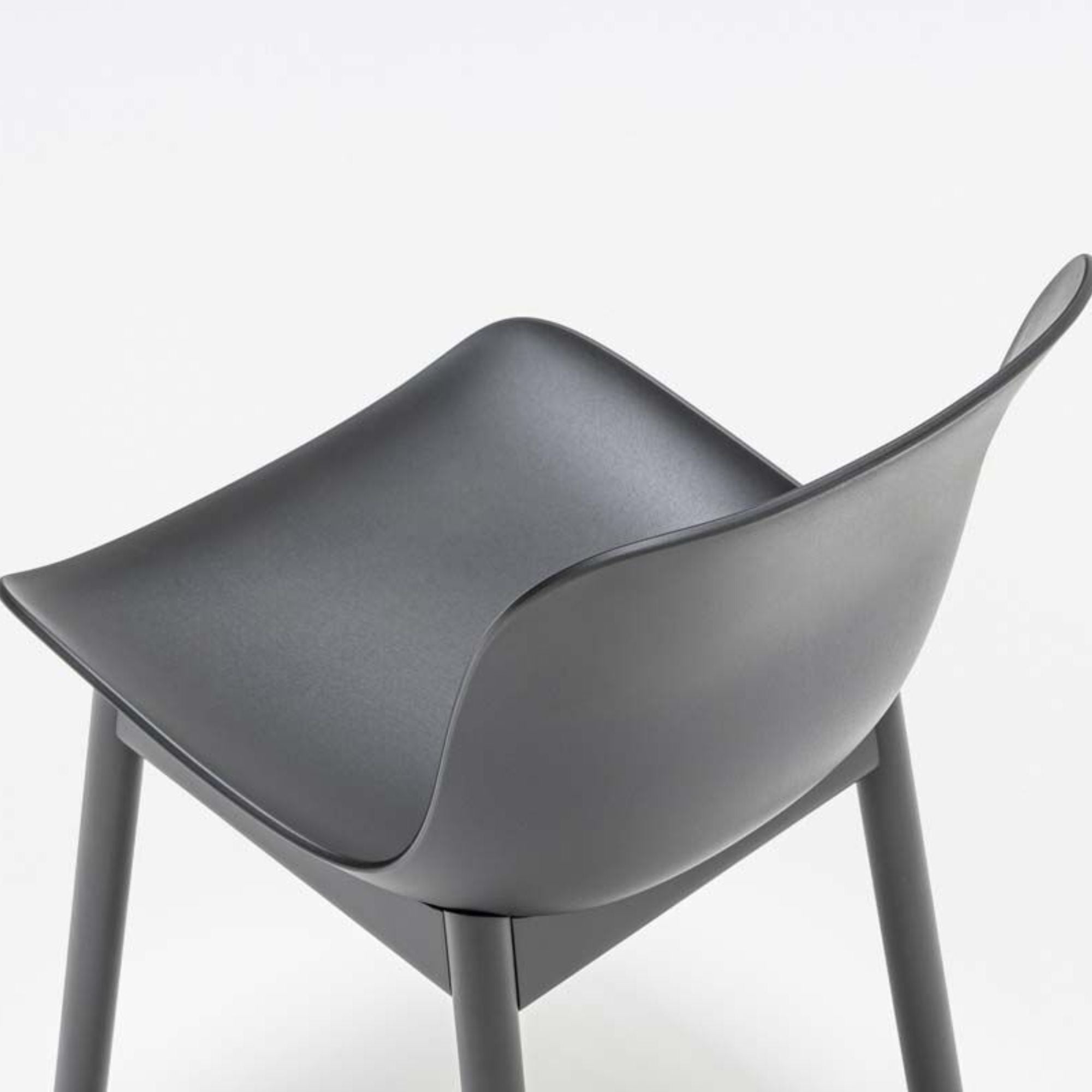 Kėdė Baltic 2 Wood BLK1P14, konfigūruojama