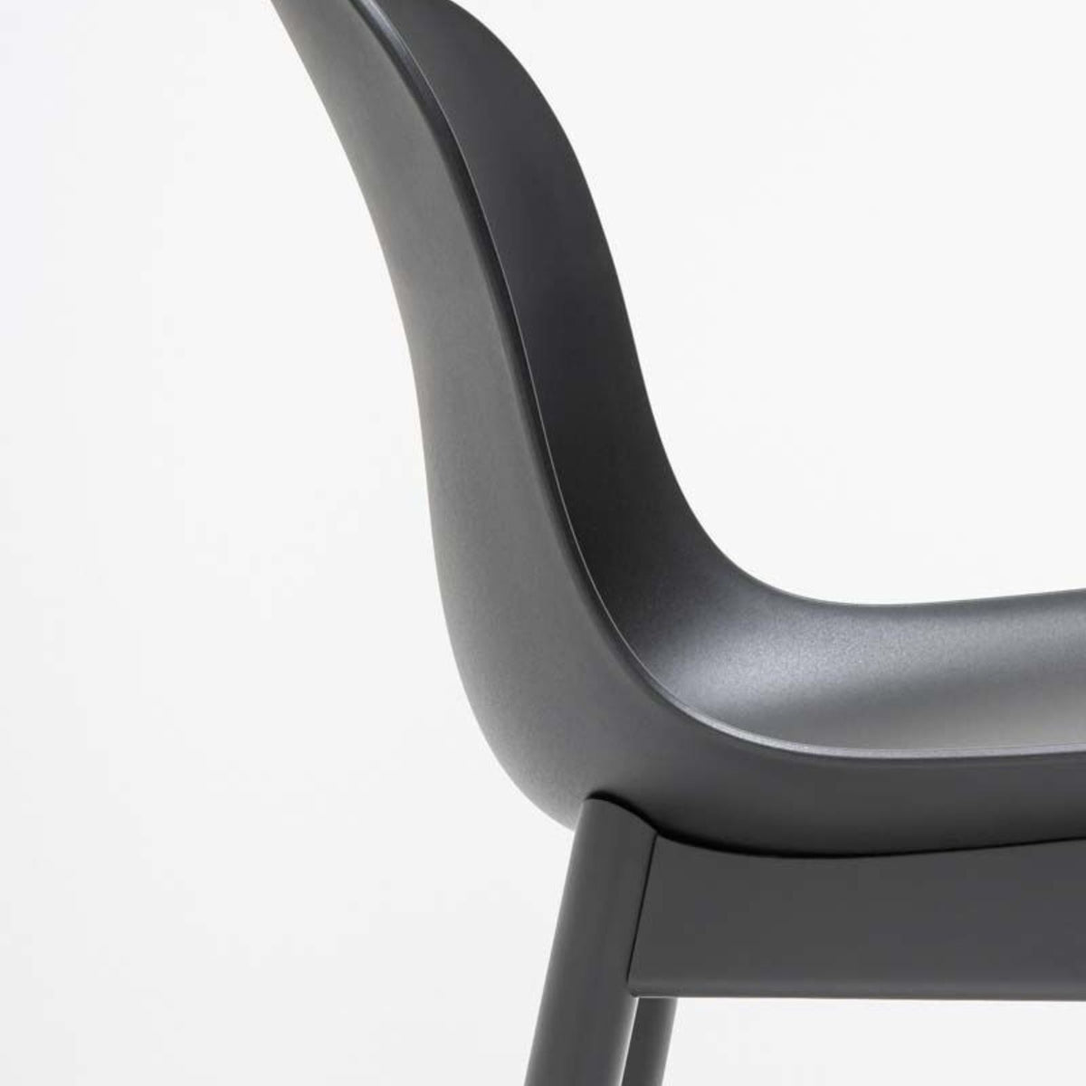 Kėdė Baltic 2 Wood BLK1P14, konfigūruojama