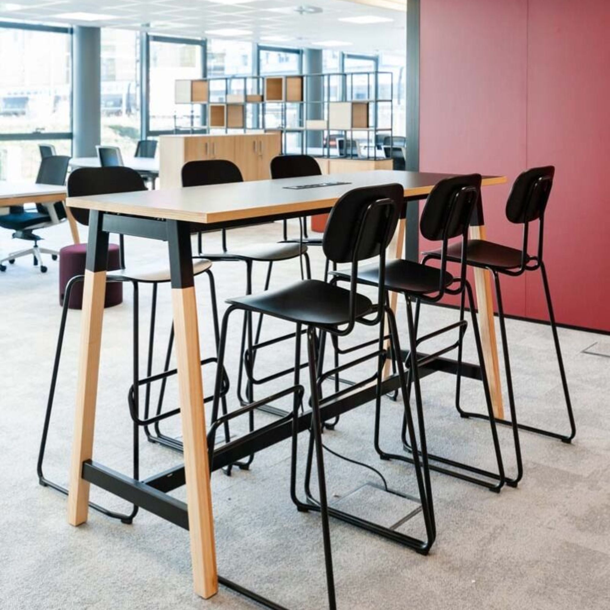 Stalas darbui stovint OGI W, 1815 x 700 mm, aukštis 1100 mm, konfigūruojamas