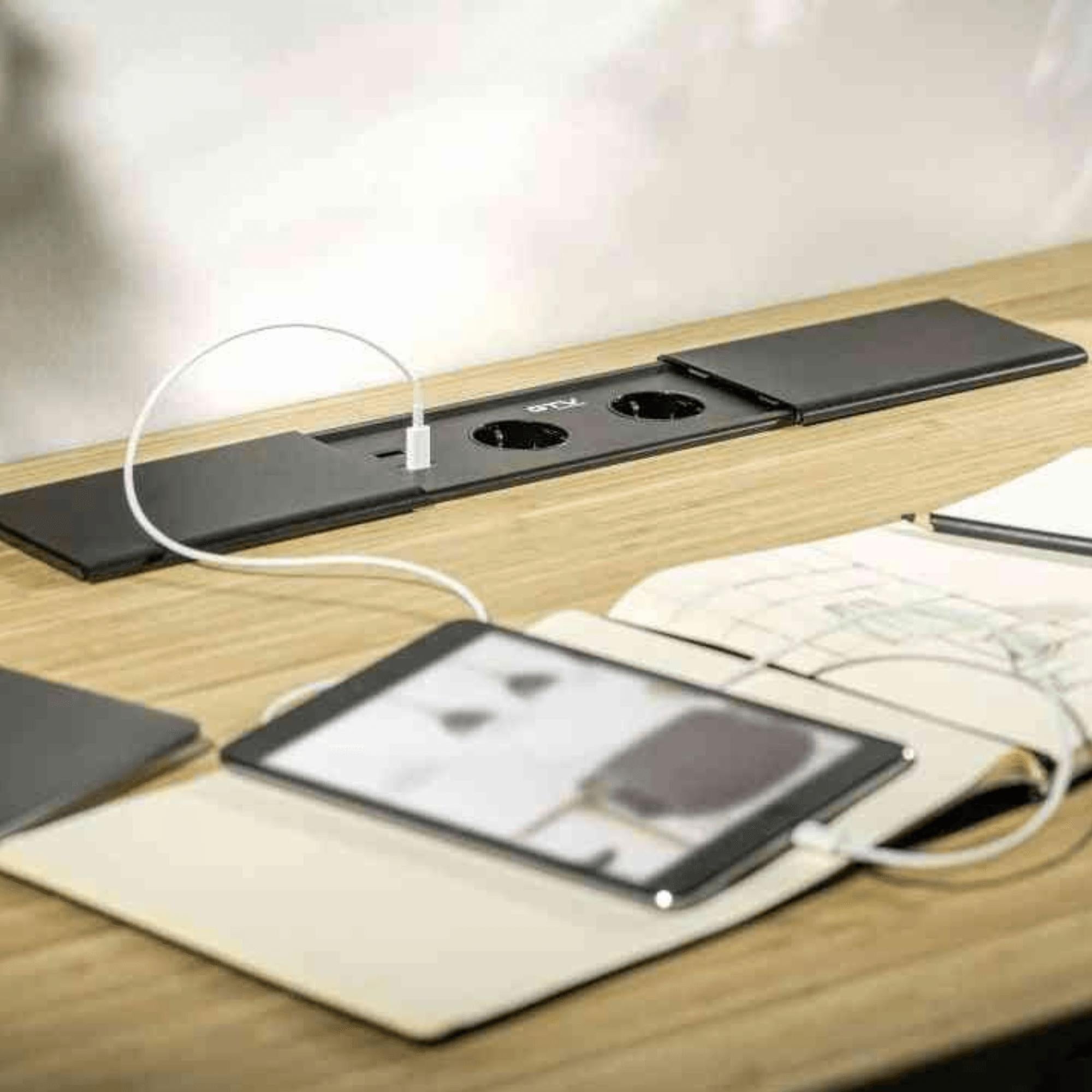 Elektros lizdų blokas PRESTINO, 2x SCHUKO, USB A+C, HDMI